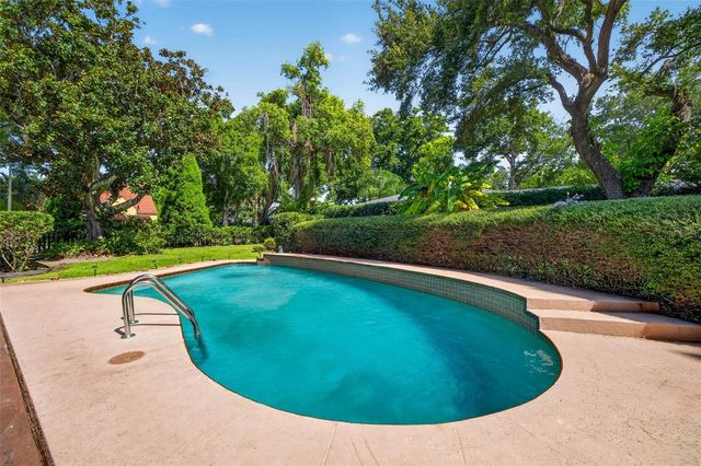 2321 14TH STREET N, St Petersburg, FL 33704