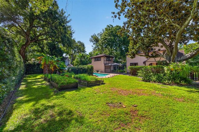 2321 14TH STREET N, St Petersburg, FL 33704