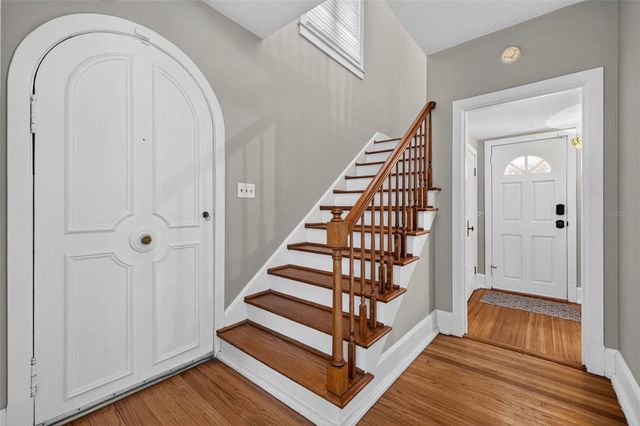 2321 14TH STREET N, St Petersburg, FL 33704