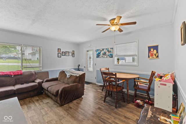 407-409 N Wayne Street, Danville, IN 46122