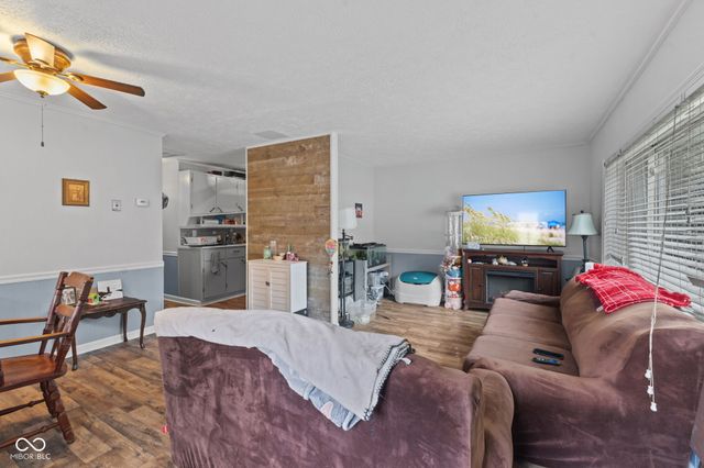 407-409 N Wayne Street, Danville, IN 46122