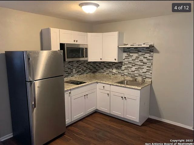 1027 King Ave, San Antonio, TX 78211
