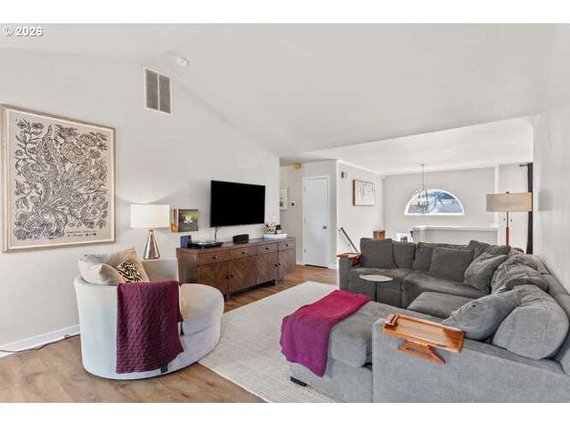 8012 Ne 100TH Cir, Vancouver, WA 98662