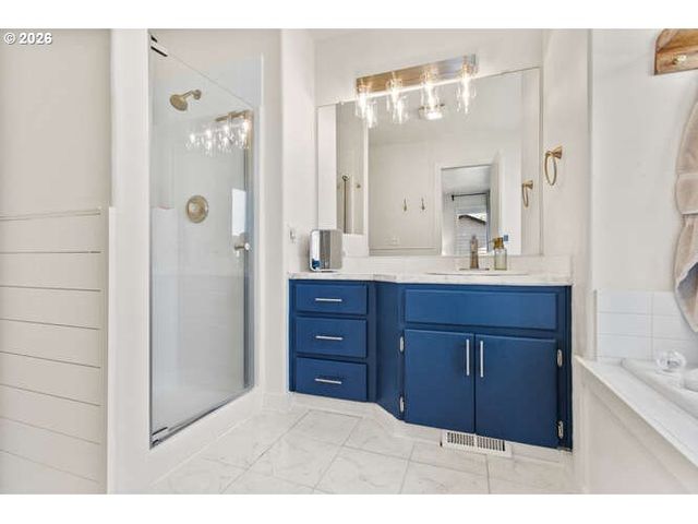 8012 Ne 100TH Cir, Vancouver, WA 98662