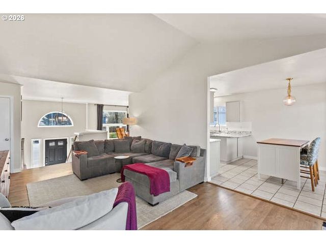 8012 Ne 100TH Cir, Vancouver, WA 98662