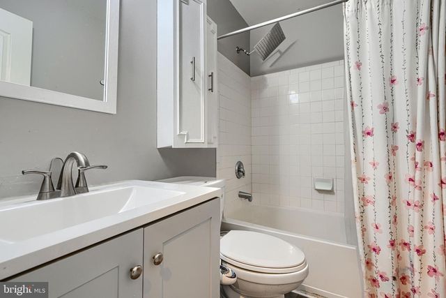 8113 ALAN TREE RD, Rosedale, MD 21237