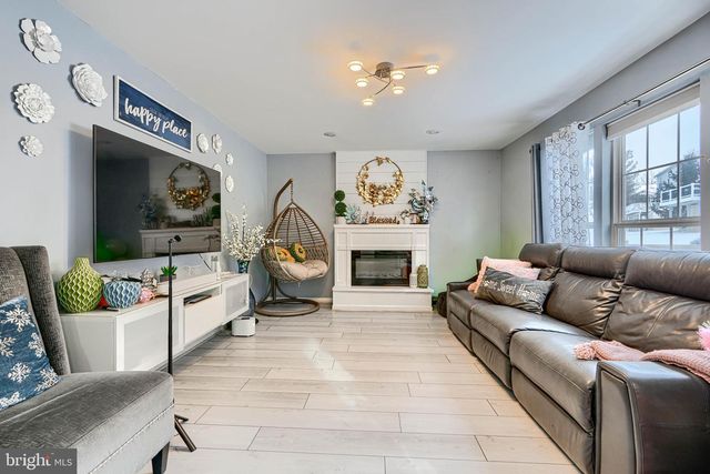 8113 ALAN TREE RD, Rosedale, MD 21237