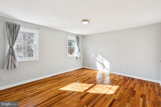 2828 OGDEN ST, Philadelphia, PA 19130