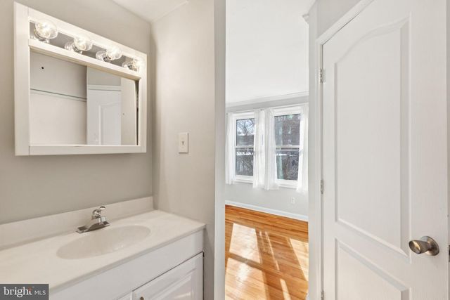 2828 OGDEN ST, Philadelphia, PA 19130