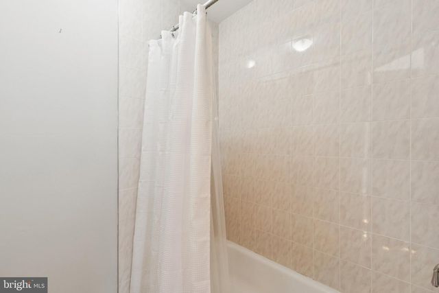 2828 OGDEN ST, Philadelphia, PA 19130