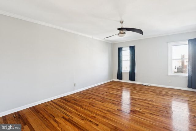 2828 OGDEN ST, Philadelphia, PA 19130