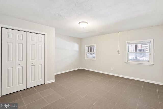 2828 OGDEN ST, Philadelphia, PA 19130