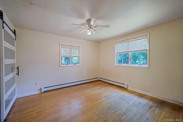 61 Ledgewood Drive, Smithtown, NY 11787