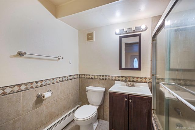 61 Ledgewood Drive, Smithtown, NY 11787