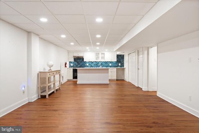 1 HIDDEN ACRES DR, Voorhees, NJ 08043