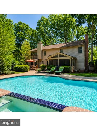 1 HIDDEN ACRES DR, Voorhees, NJ 08043