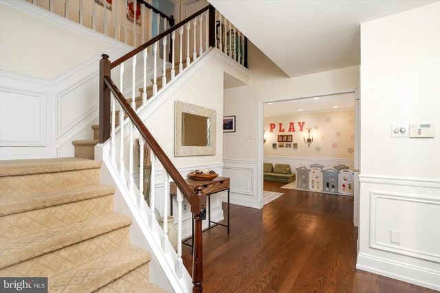 1 HIDDEN ACRES DR, Voorhees, NJ 08043