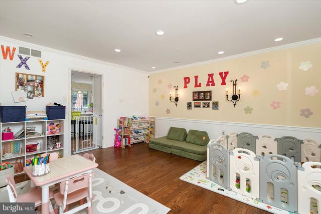 1 HIDDEN ACRES DR, Voorhees, NJ 08043