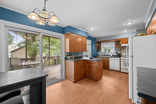 4452 17th Avenue, Rock Island, IL 61201