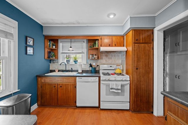 4452 17th Avenue, Rock Island, IL 61201