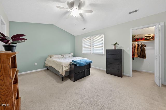 102 Lake Hollow Circle, Cary, NC 27513