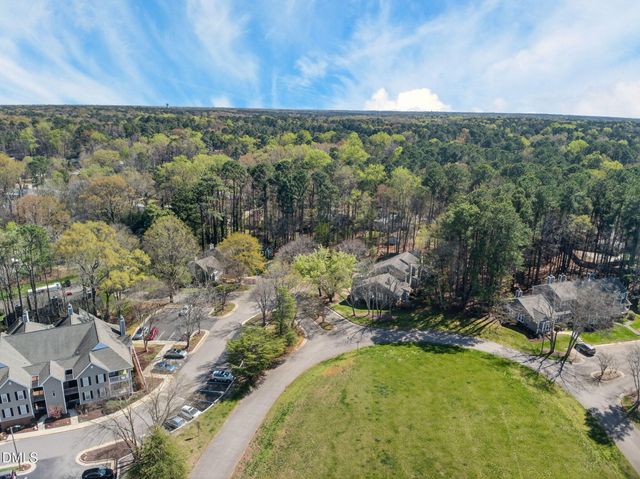 102 Lake Hollow Circle, Cary, NC 27513