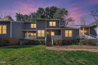 102 Lake Hollow Circle, Cary, NC 27513