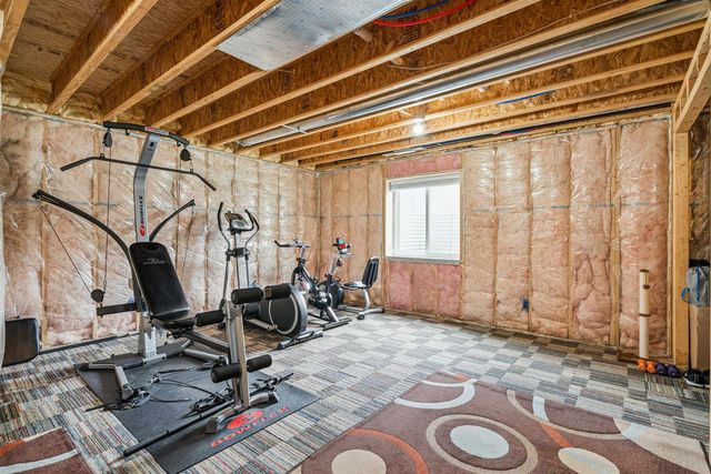 4755 Winghaven Drive, Waterloo, IA 50701