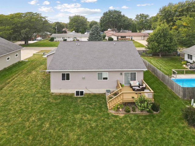4755 Winghaven Drive, Waterloo, IA 50701