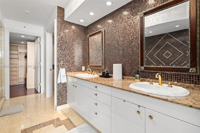 19111 Collins Ave 3406, Sunny Isles Beach, FL 33160