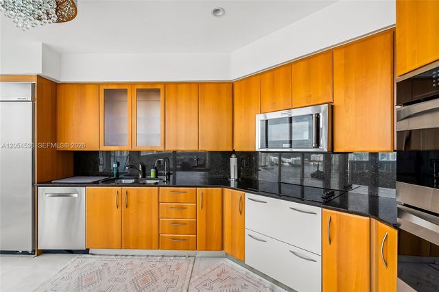 19111 Collins Ave 3406, Sunny Isles Beach, FL 33160