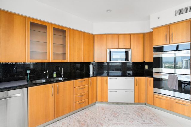 19111 Collins Ave 3406, Sunny Isles Beach, FL 33160