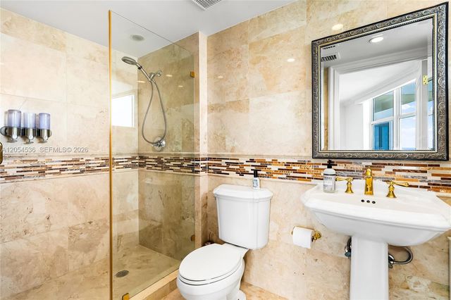 19111 Collins Ave 3406, Sunny Isles Beach, FL 33160