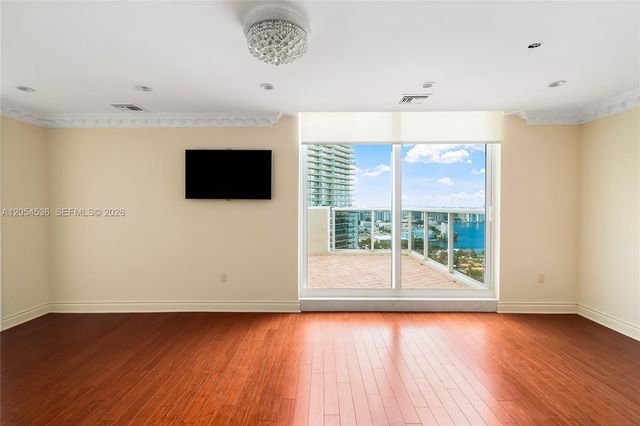 19111 Collins Ave 3406, Sunny Isles Beach, FL 33160