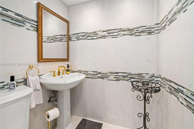 19111 Collins Ave 3406, Sunny Isles Beach, FL 33160