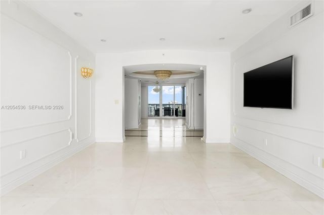 19111 Collins Ave 3406, Sunny Isles Beach, FL 33160