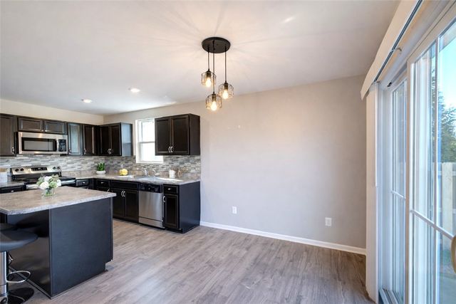 618 Maplestead Farms Court, Greenville, SC 29617