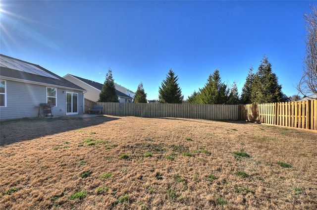 618 Maplestead Farms Court, Greenville, SC 29617