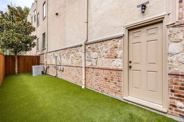 5804 Hudson Street B, Dallas, TX 75206