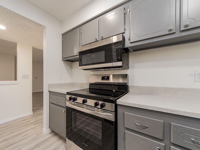 310 N BAYSHORE BOULEVARD 103, Clearwater, FL 33759