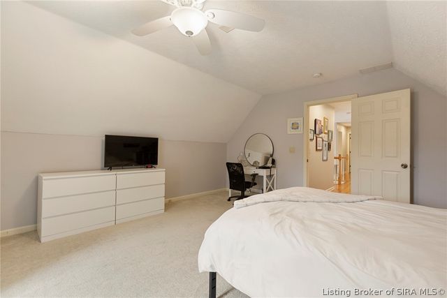 2707 Clearstream Court, New Albany, IN 47150