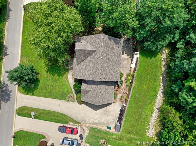 2707 Clearstream Court, New Albany, IN 47150
