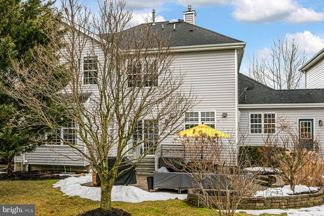 6 STABLE LN, Flemington, NJ 08822