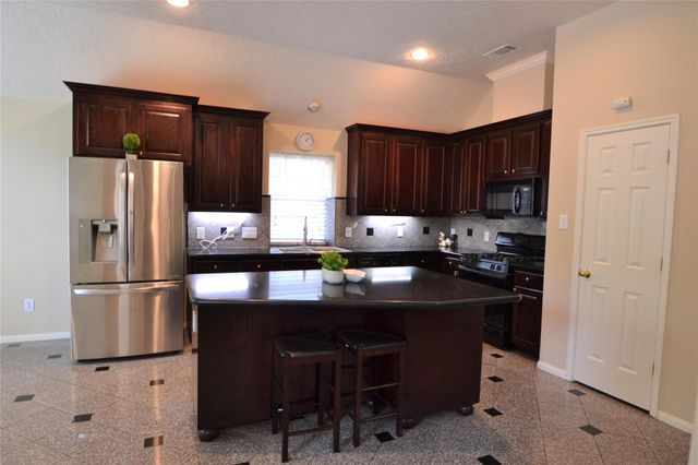 1514 Coyote Hills Lane, Richmond, TX 77469