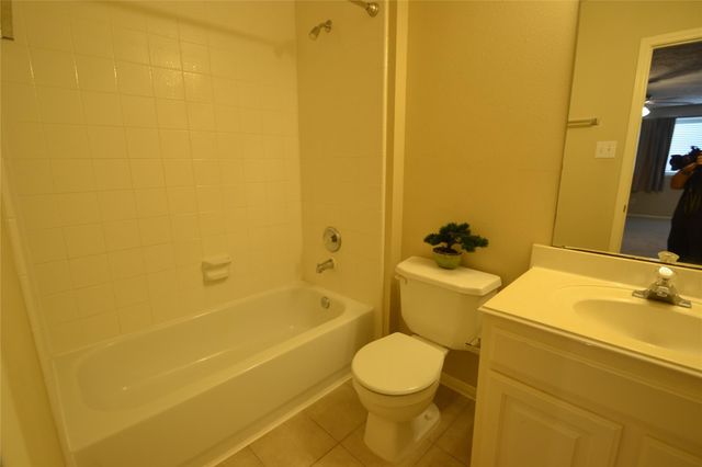 1514 Coyote Hills Lane, Richmond, TX 77469