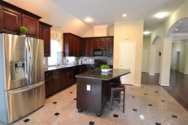 1514 Coyote Hills Lane, Richmond, TX 77469
