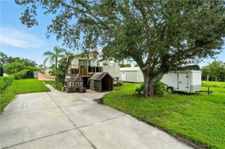 3814 11th ST SW, Lehigh Acres, FL 33976