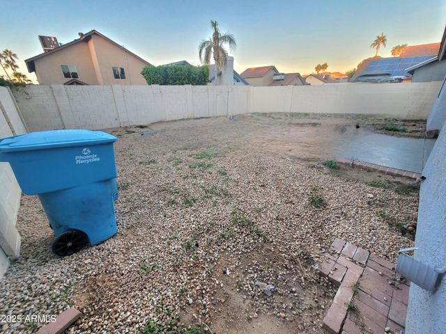 1502 E ROCKWOOD Drive, Phoenix, AZ 85024