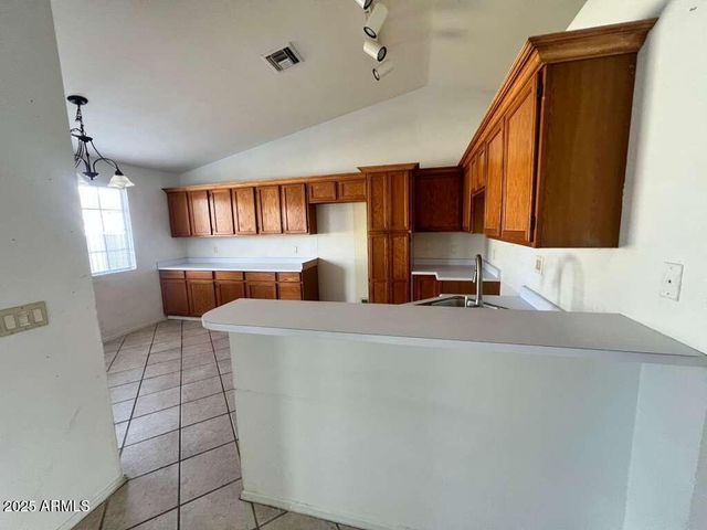 1502 E ROCKWOOD Drive, Phoenix, AZ 85024