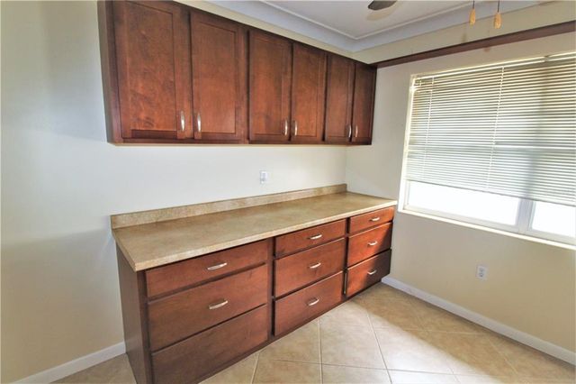 1935 EDGEWATER DRIVE 1935, Sarasota, FL 34234
